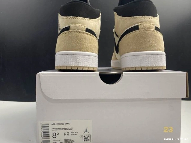 Rep Mid Orange' Air Jordan BQ6472 'Barely 1 -800 0707